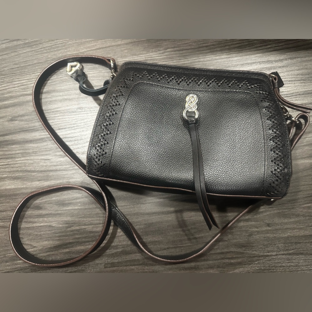 Elegant Black Leather Crossbody Bag
